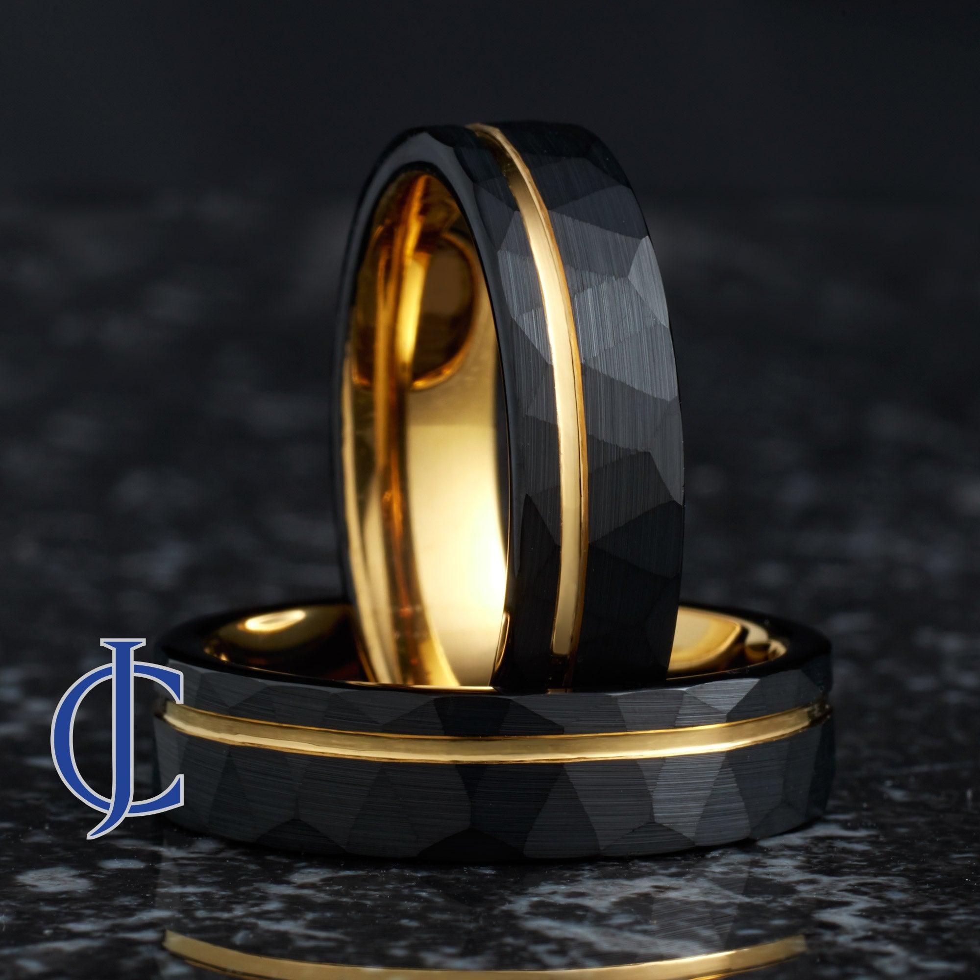 NEO GOLD - Black and Gold Hammered Tungsten Ring