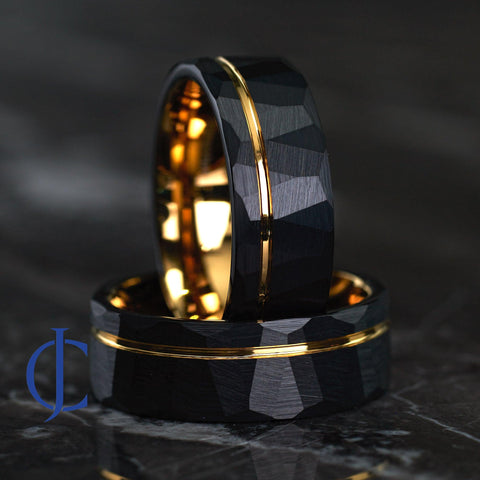 NEO GOLD - Black and Gold Hammered Tungsten Ring